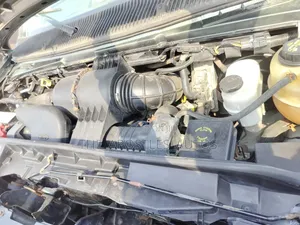 Ford E250 2010 Green