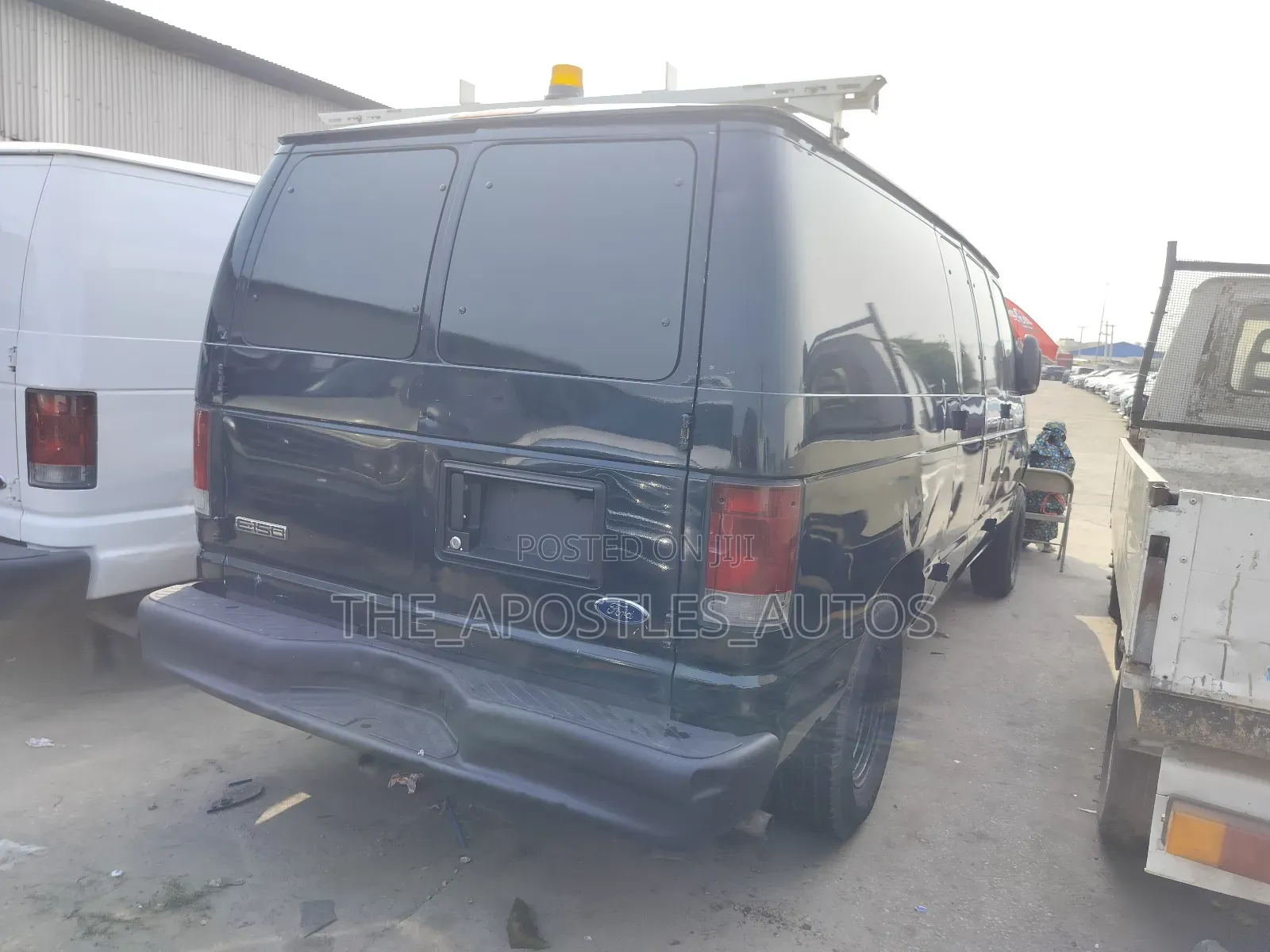 Ford E250 2010 Green