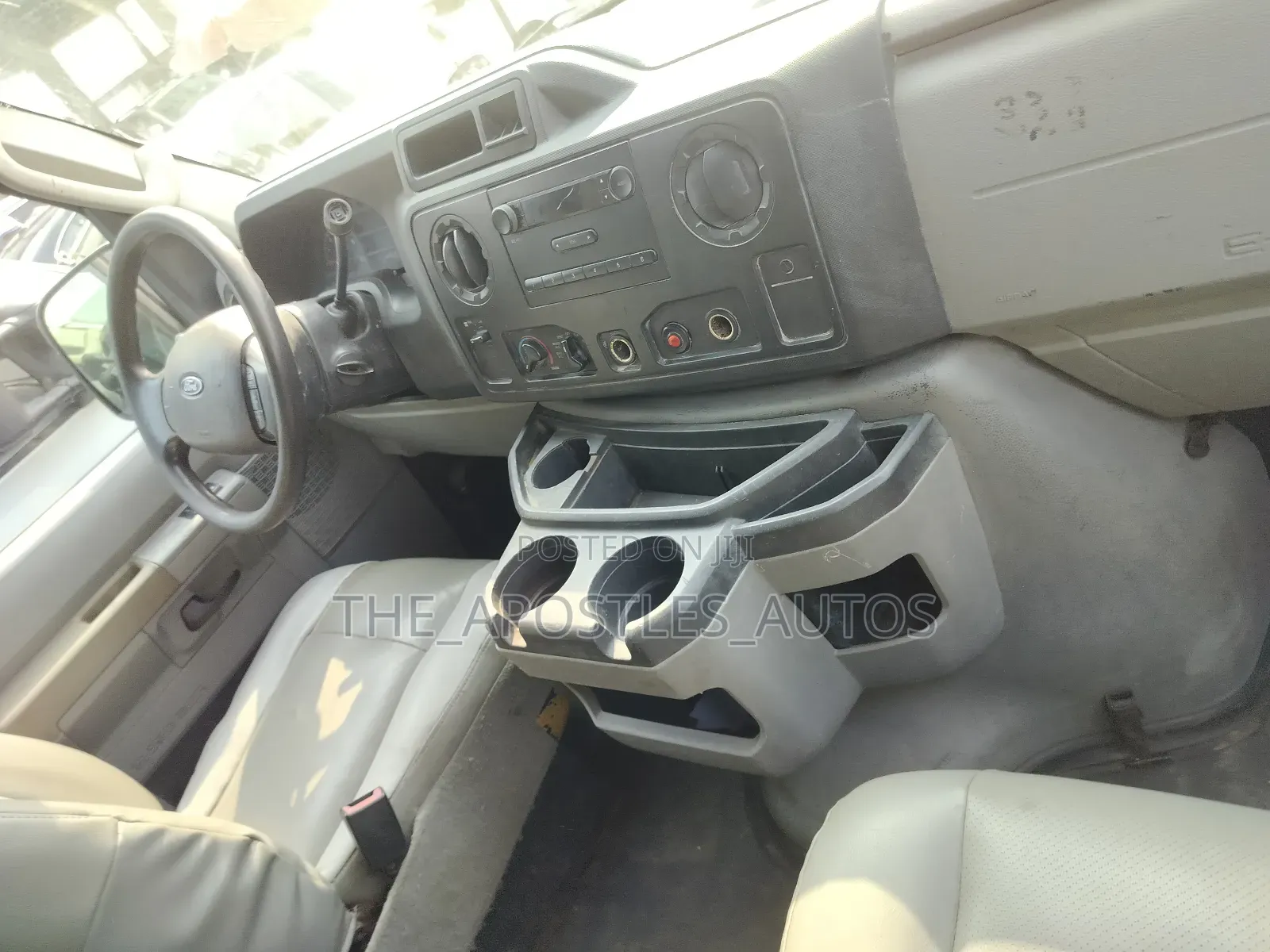 Ford E250 2012 Green
