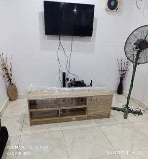 Classic Modern Tv Stand