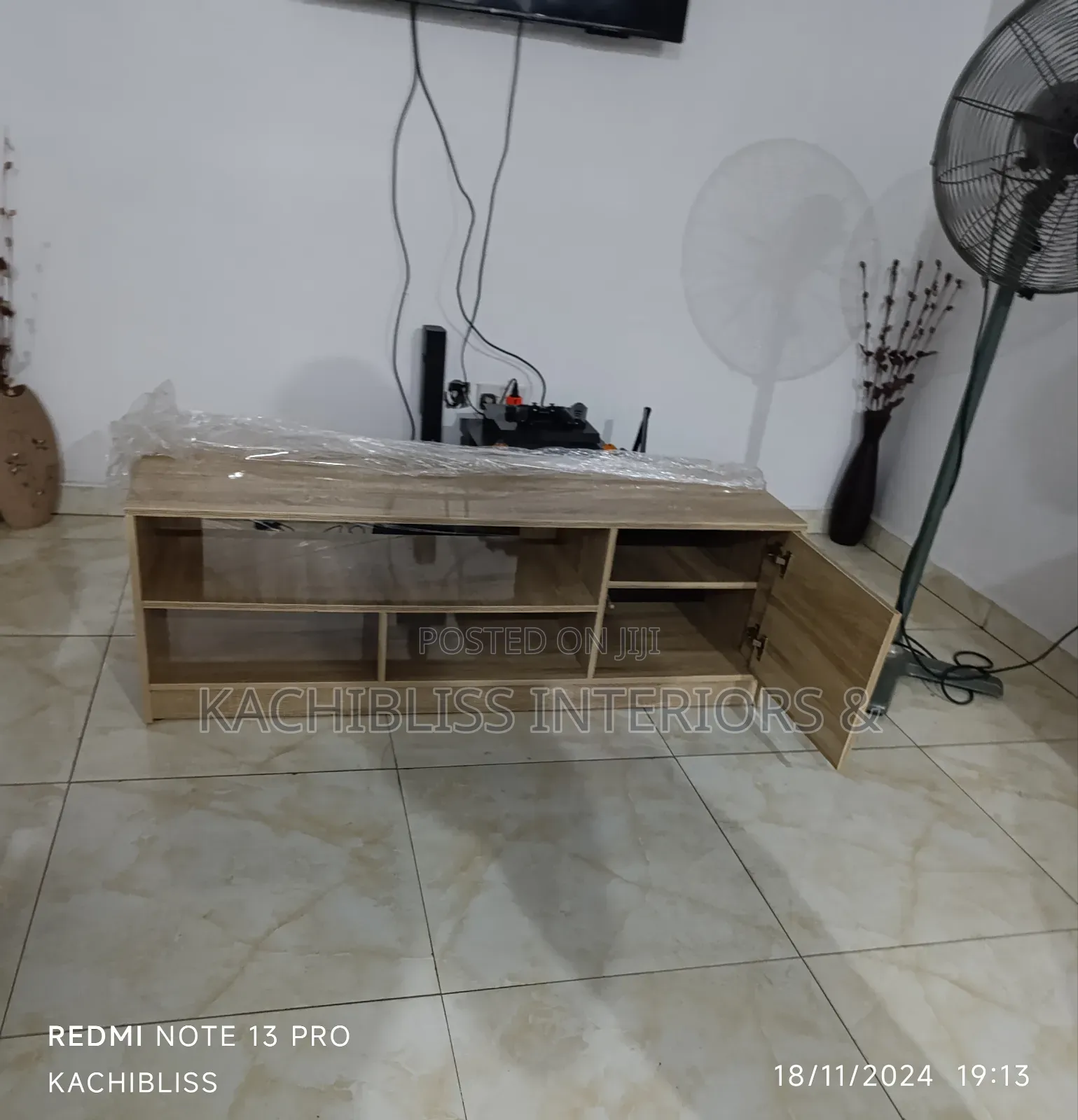 Classic Modern Tv Stand