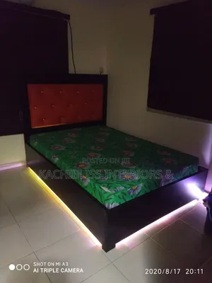 Classy Modern 4.5 by 6ft Bedframe With Light