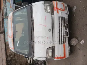 Suzuki Every 2005 White