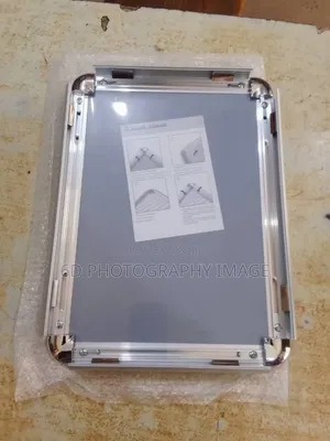A4 Snapper Frame From 100 Pieces