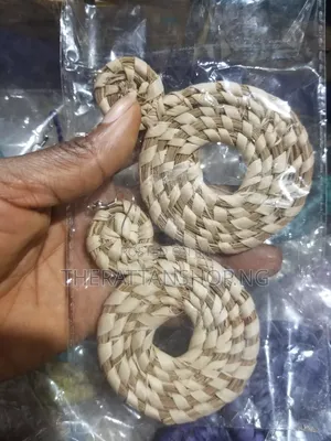 Raffia Earings