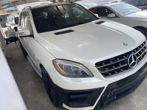 Mercedes-Benz M Class ML 550 4Matic 2013 White
