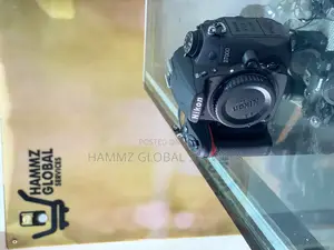 Nikon D7000 16.2MP Digital SLR Camera Body
