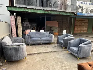 Standard Royal Set of Chair
