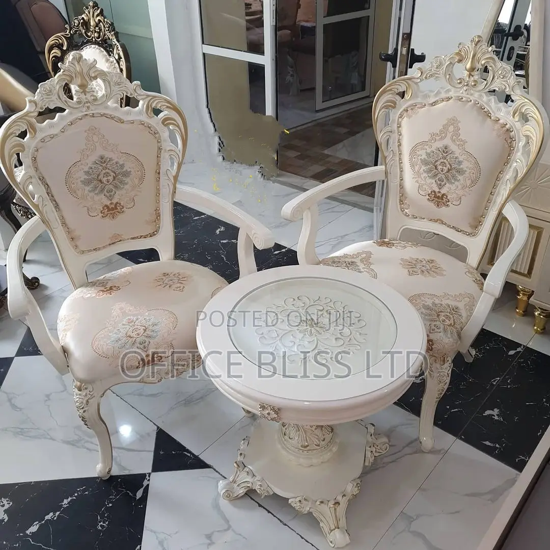 Luxury (Me + U ) Visitor's Chair and Table