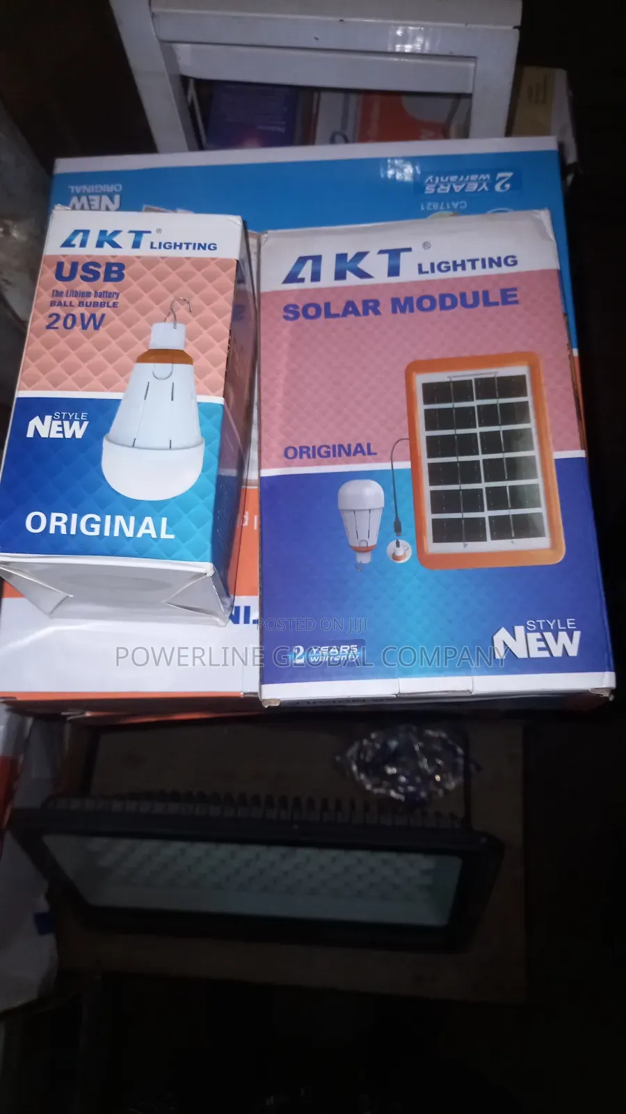 2w Rechargeable Bulb With Panel for Homes/ Restaurants/Bars