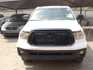Toyota Tundra 2012 White
