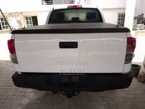 Toyota Tundra 2012 White