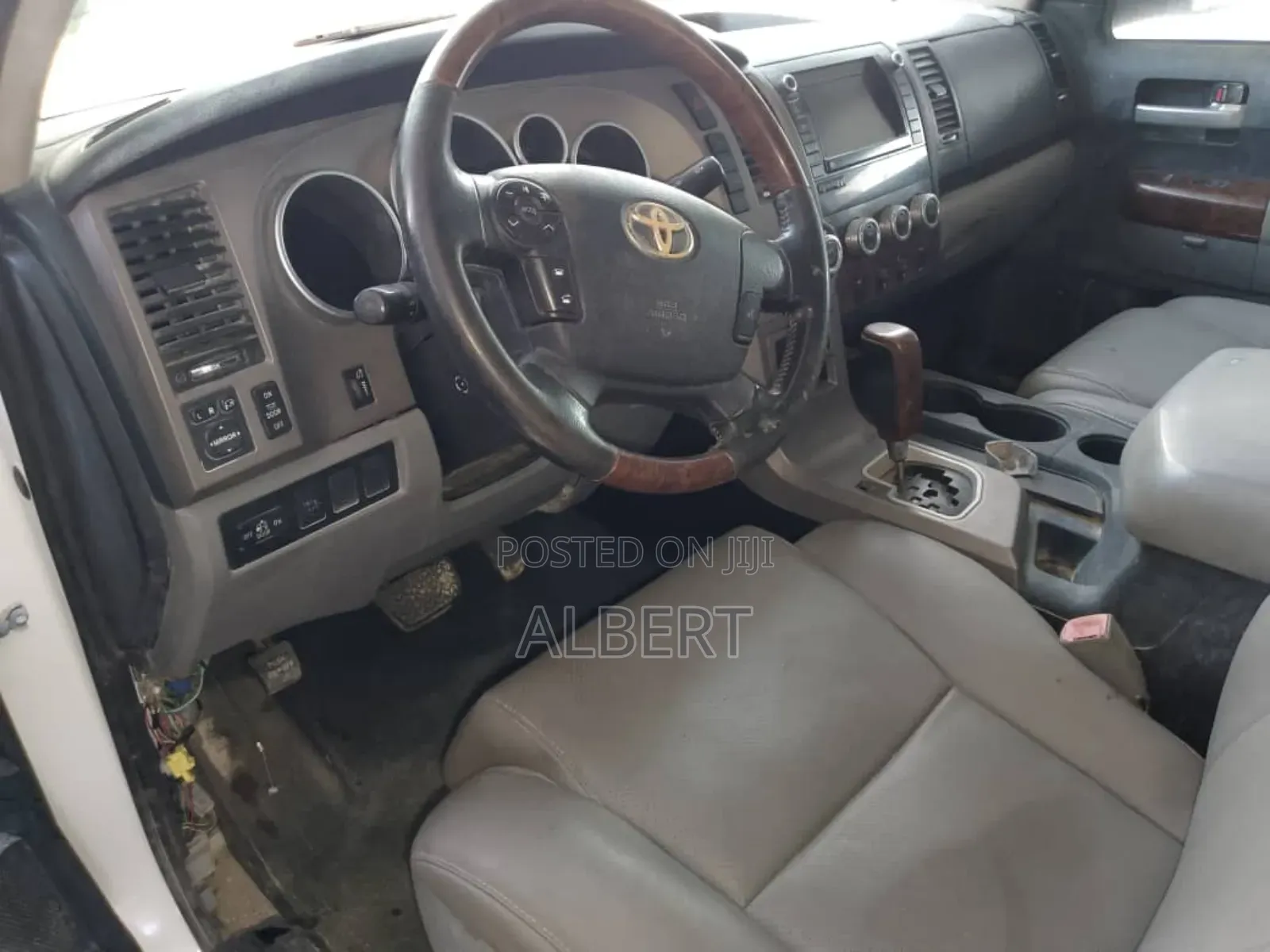 Toyota Tundra 2012 White