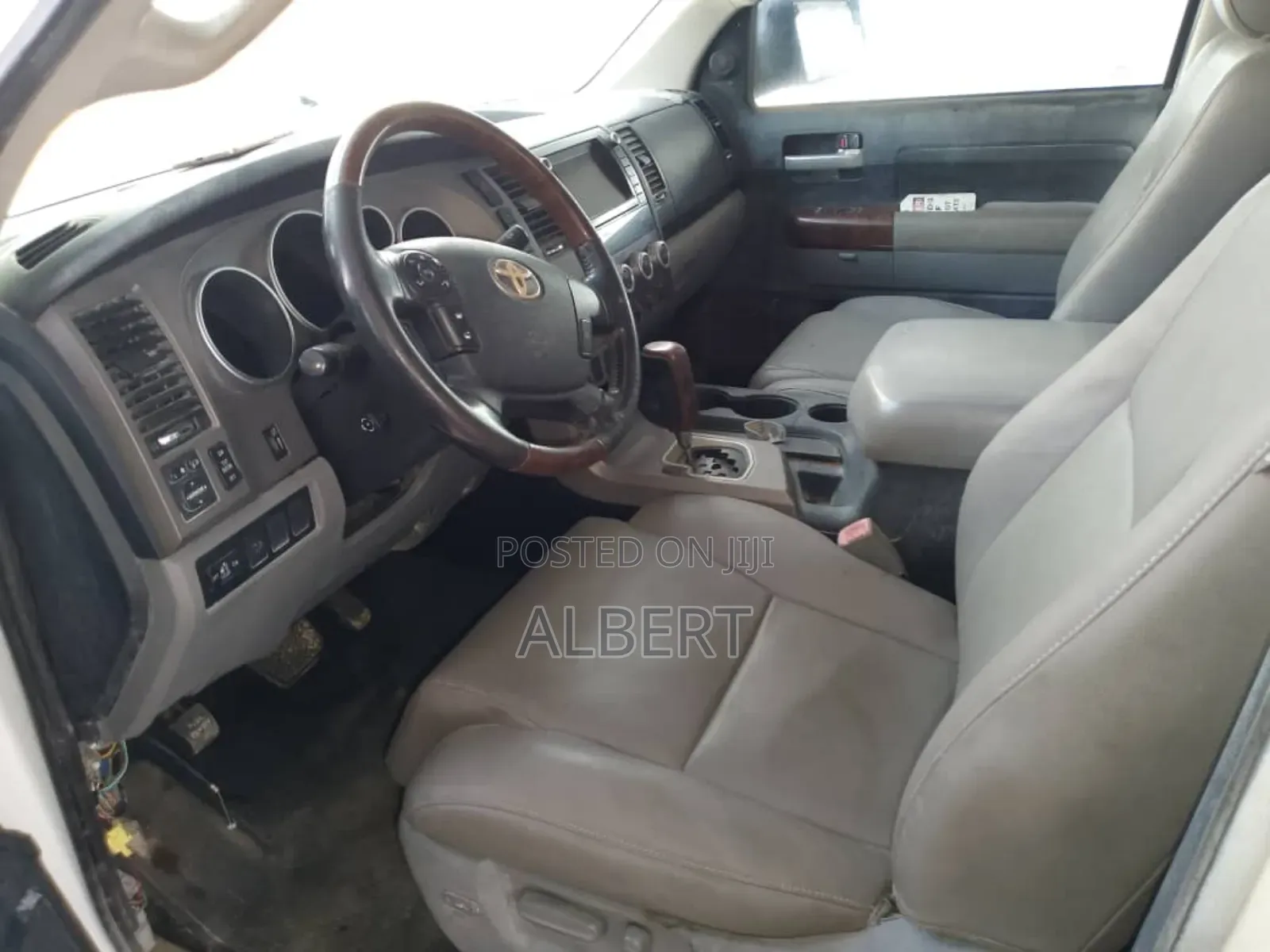 Toyota Tundra 2012 White