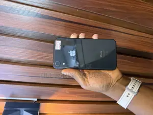 Apple iPhone XR 128 GB Black