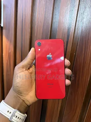 Apple iPhone XR 64 GB Red
