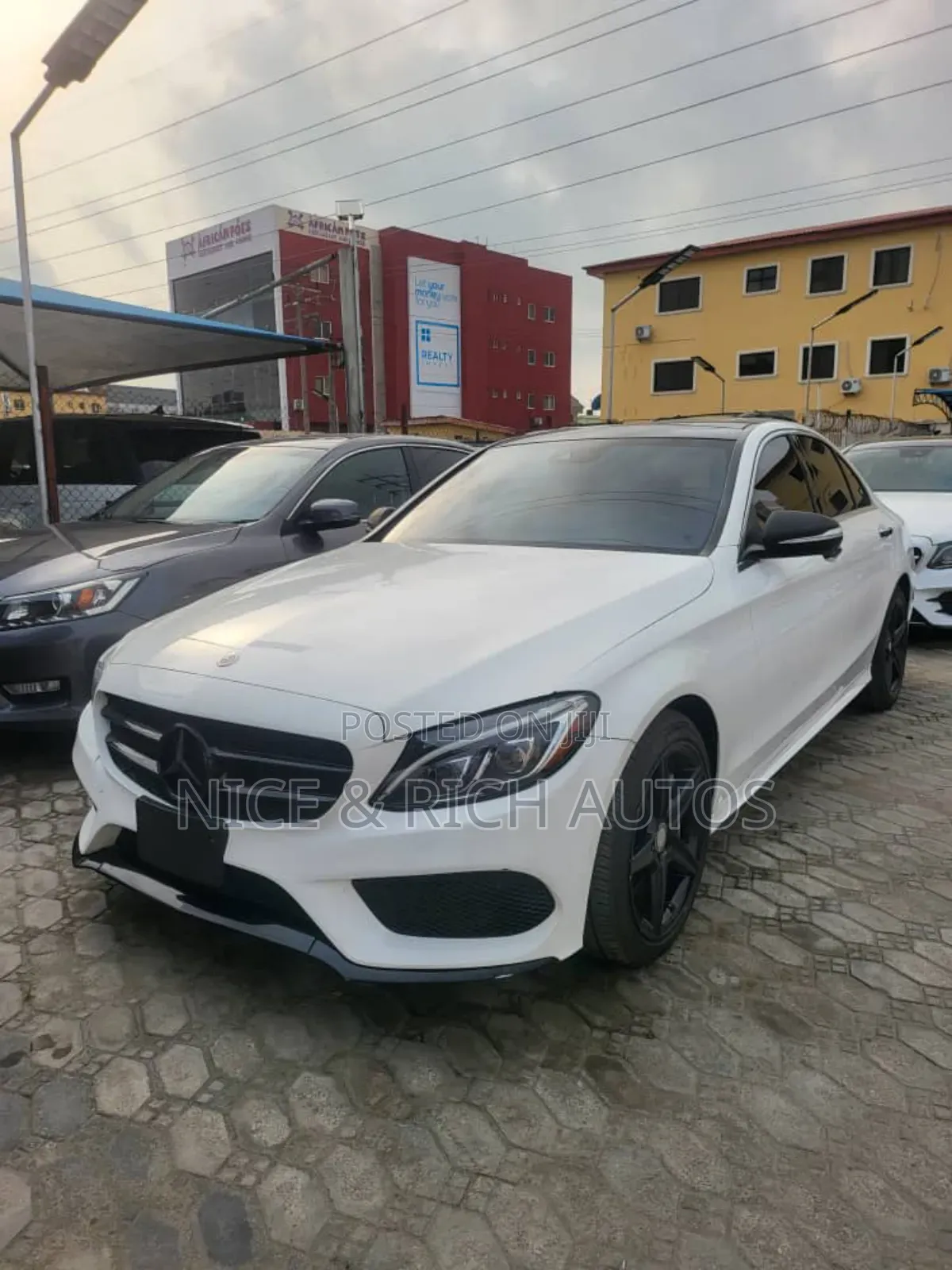 Mercedes-Benz C300 2015 White
