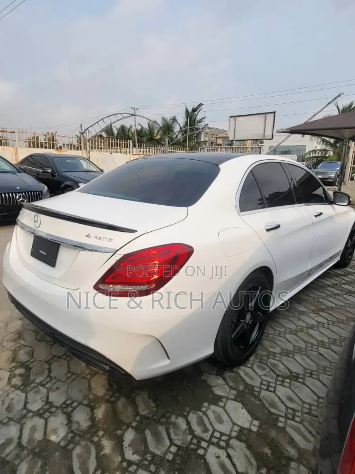 Mercedes-Benz C300 2015 White