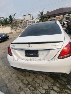 Mercedes-Benz C300 2015 White