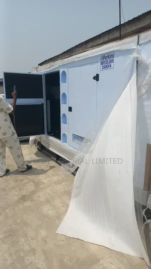 35kva Perkins Soundproof Diesel Generator 100% Copper Coil