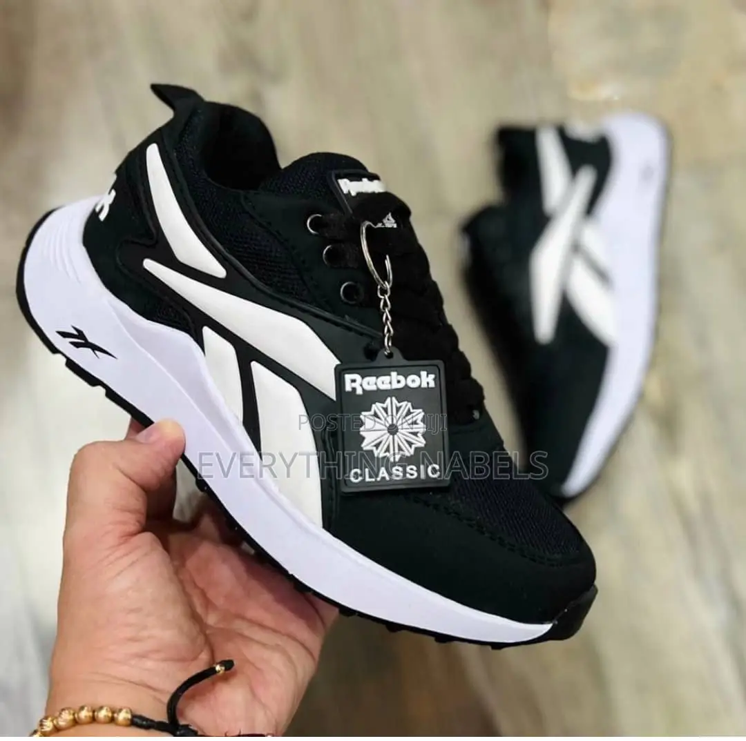 Reebok Comfy Sneakers