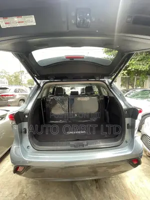 Toyota Highlander Limited AWD 2020 Blue