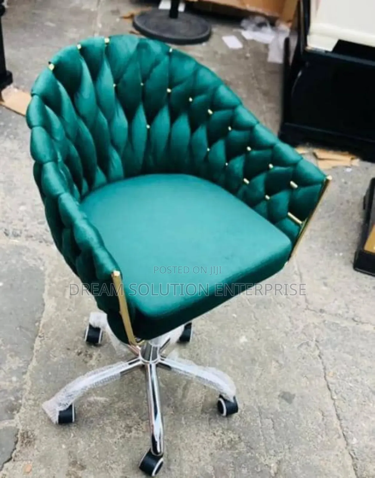 Single Bucket Seat