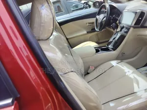 Toyota Venza AWD 2010 Red