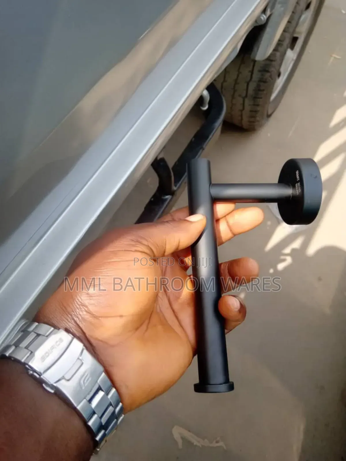 Matte Black Toilet Roll Holder