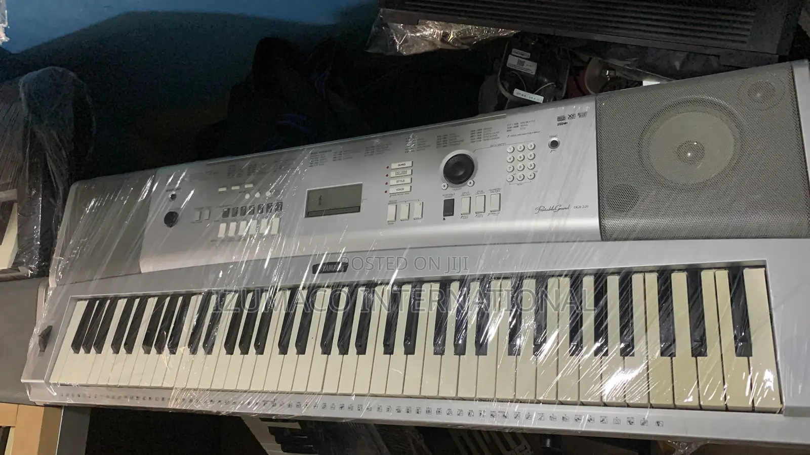 DGX-220 Durable 6 Octave Yamaha Keyboard