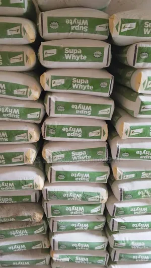 Lafarge Supper Whyte Pop Cement