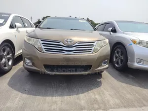 Toyota Venza V6 AWD 2012 Brown