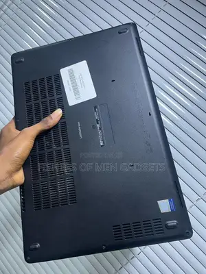 Laptop Dell Latitude 5591 16GB Intel Core I7 SSD 256GB
