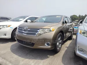 Toyota Venza V6 2012 Gold