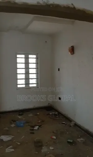 2bdrm Block of Flats in Benin City for rent