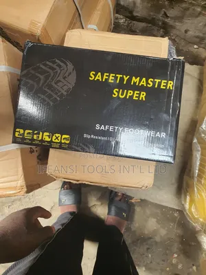 Safety Master Safety Shoe