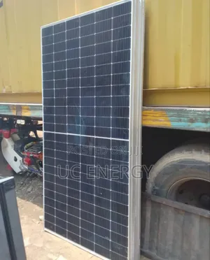 600W Canadian Solar Panel