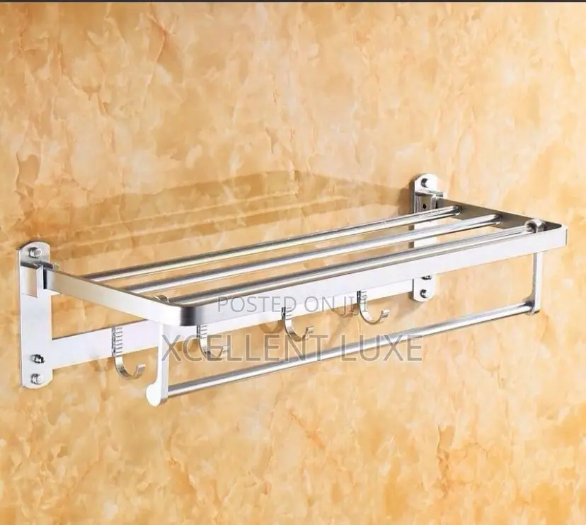 Multiple Towel Racks With Hook