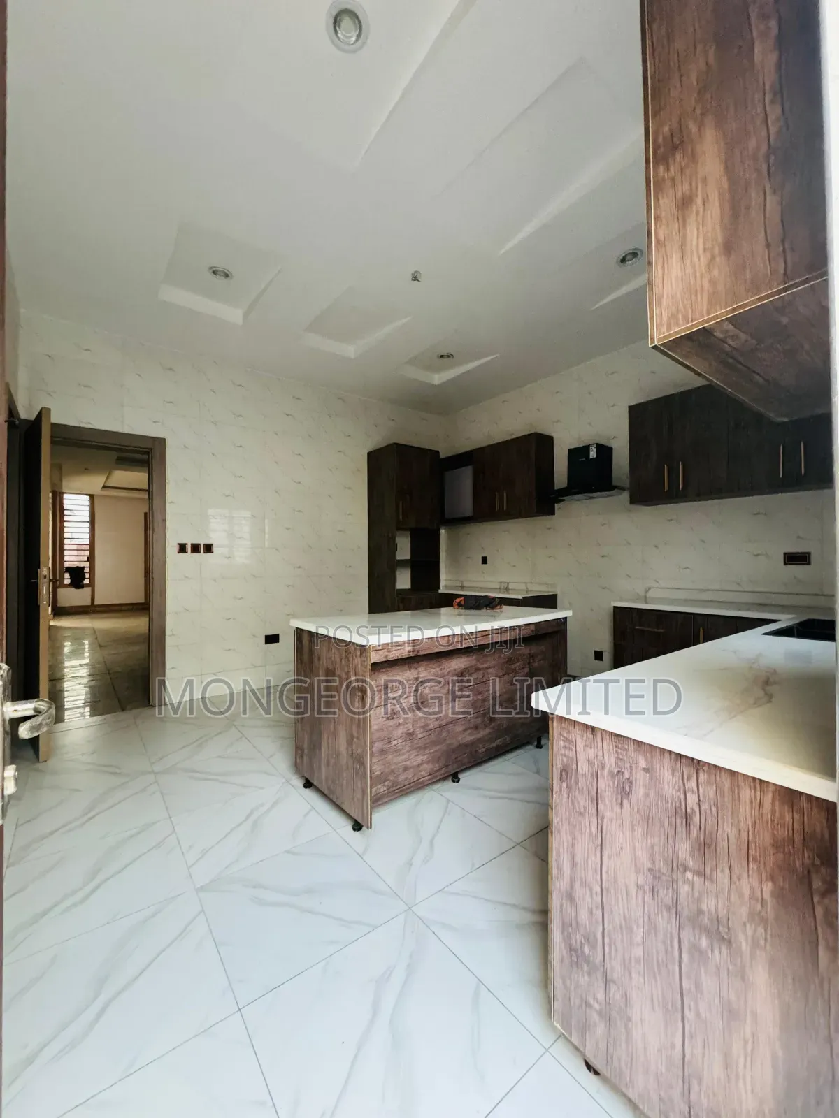 5bdrm Duplex in Ikeja for sale