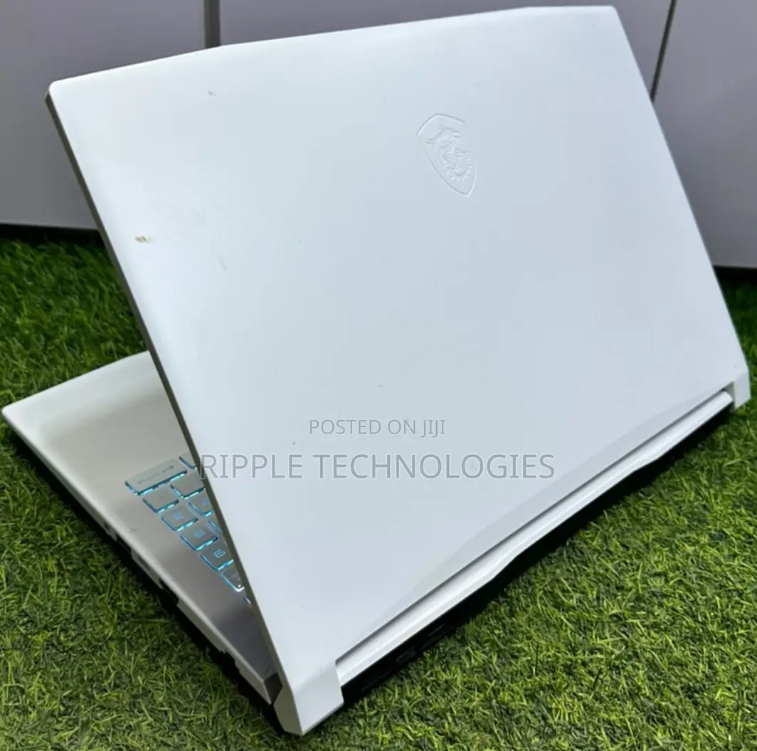 Laptop MSI MSI Sword 15 16GB Intel Core i7 SSD 1T