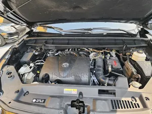 Toyota Highlander Limited 2022 Black