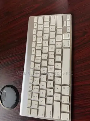 Apple KEYBOARD A1314 + Bluetooth Magic Mouse