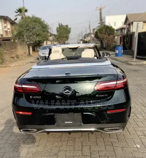 Mercedes-Benz E450 2022 Black