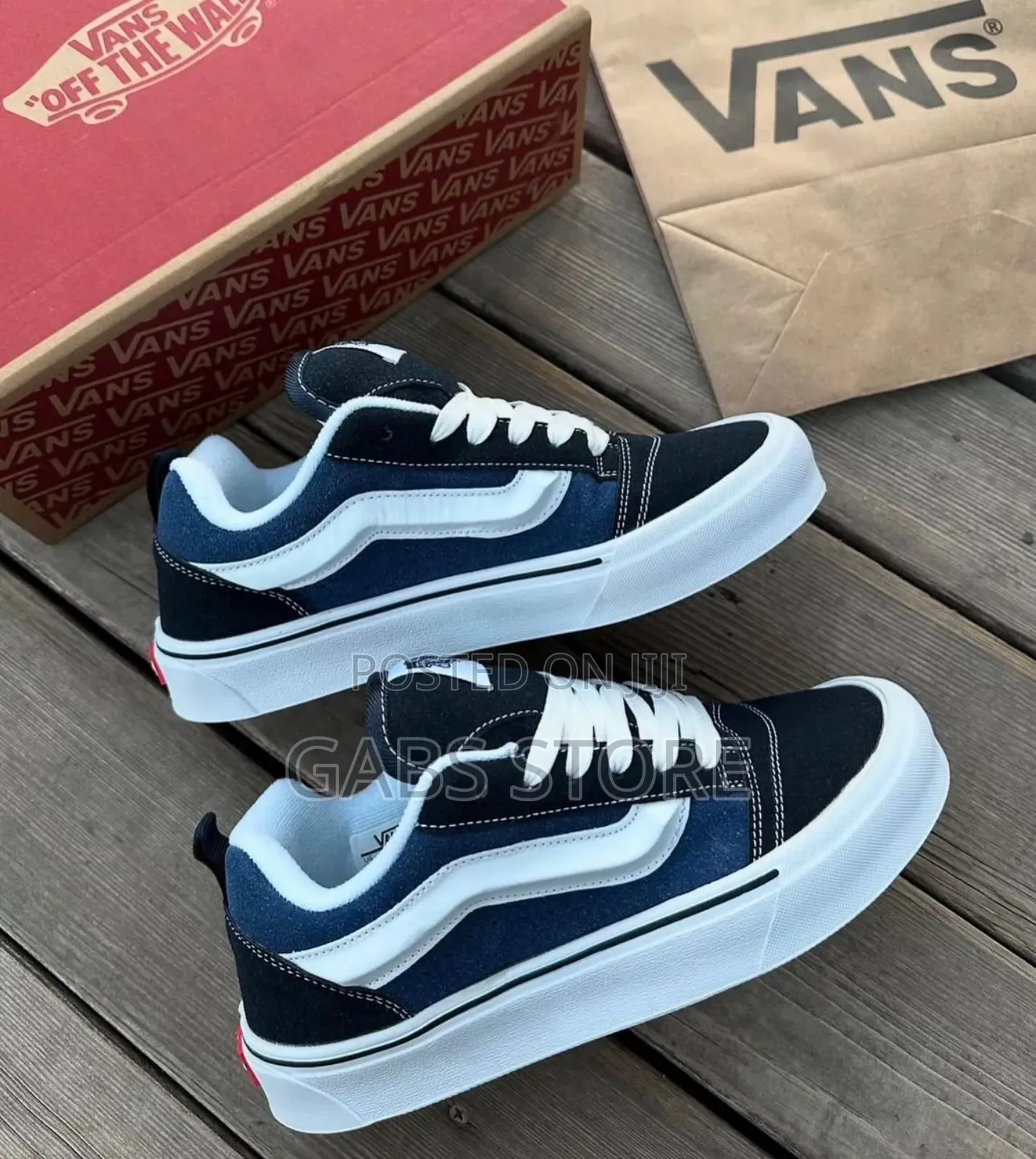 Knu-Skool Vans Sneakers