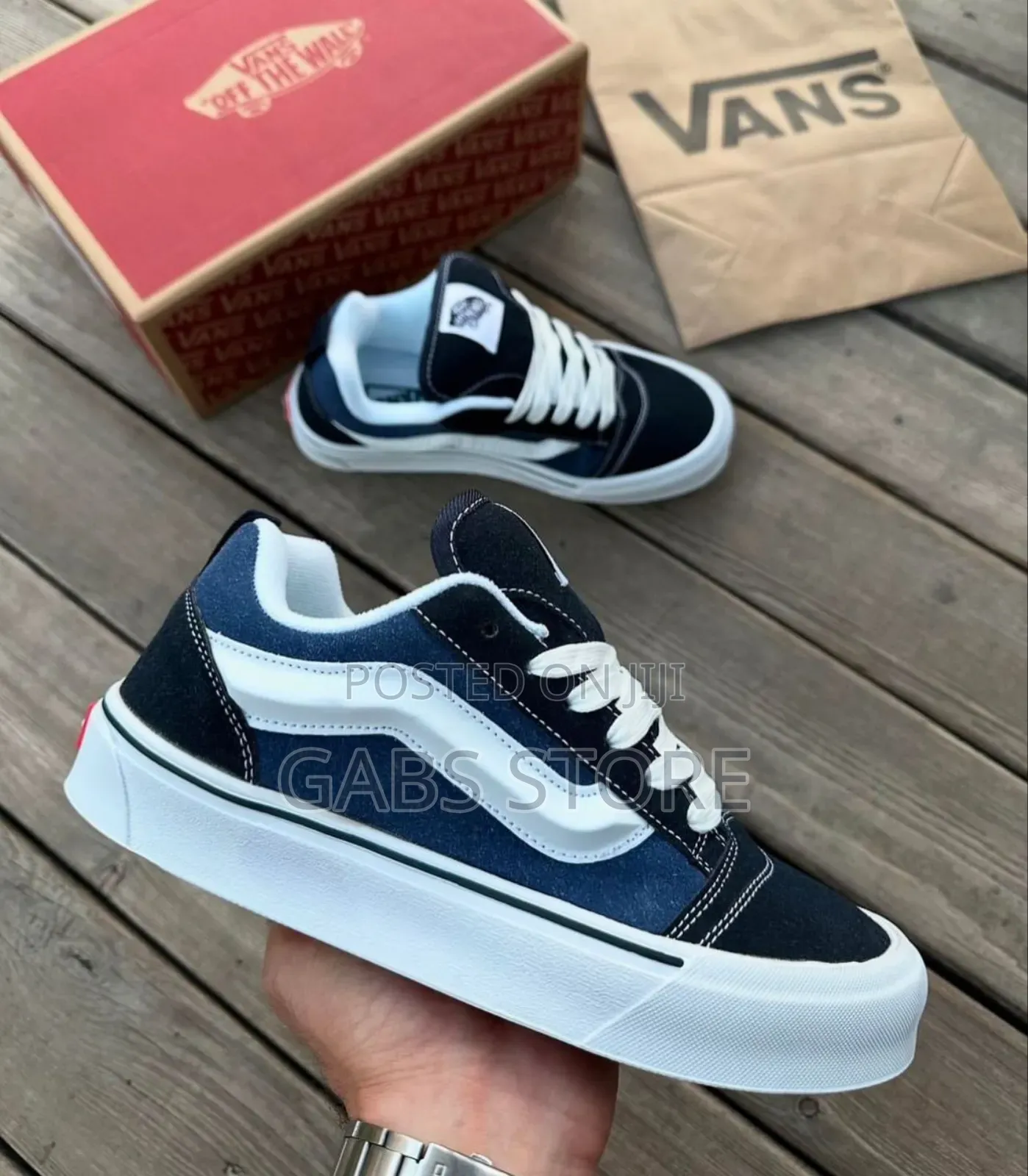 Knu-Skool Vans Sneakers
