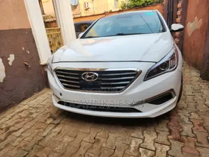 Hyundai Sonata Limited 4dr Sedan (2.4L 4cyl 6A) 2015 White