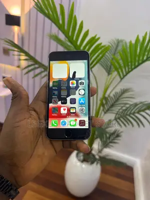 Apple iPhone 6s 16 GB Silver