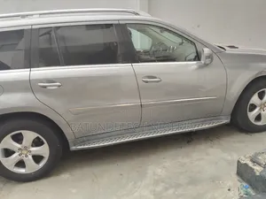 Mercedes-Benz GL-Class GL 450 2011 Gray
