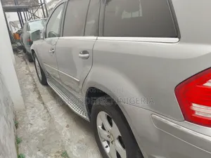 Mercedes-Benz GL-Class GL 450 2011 Gray