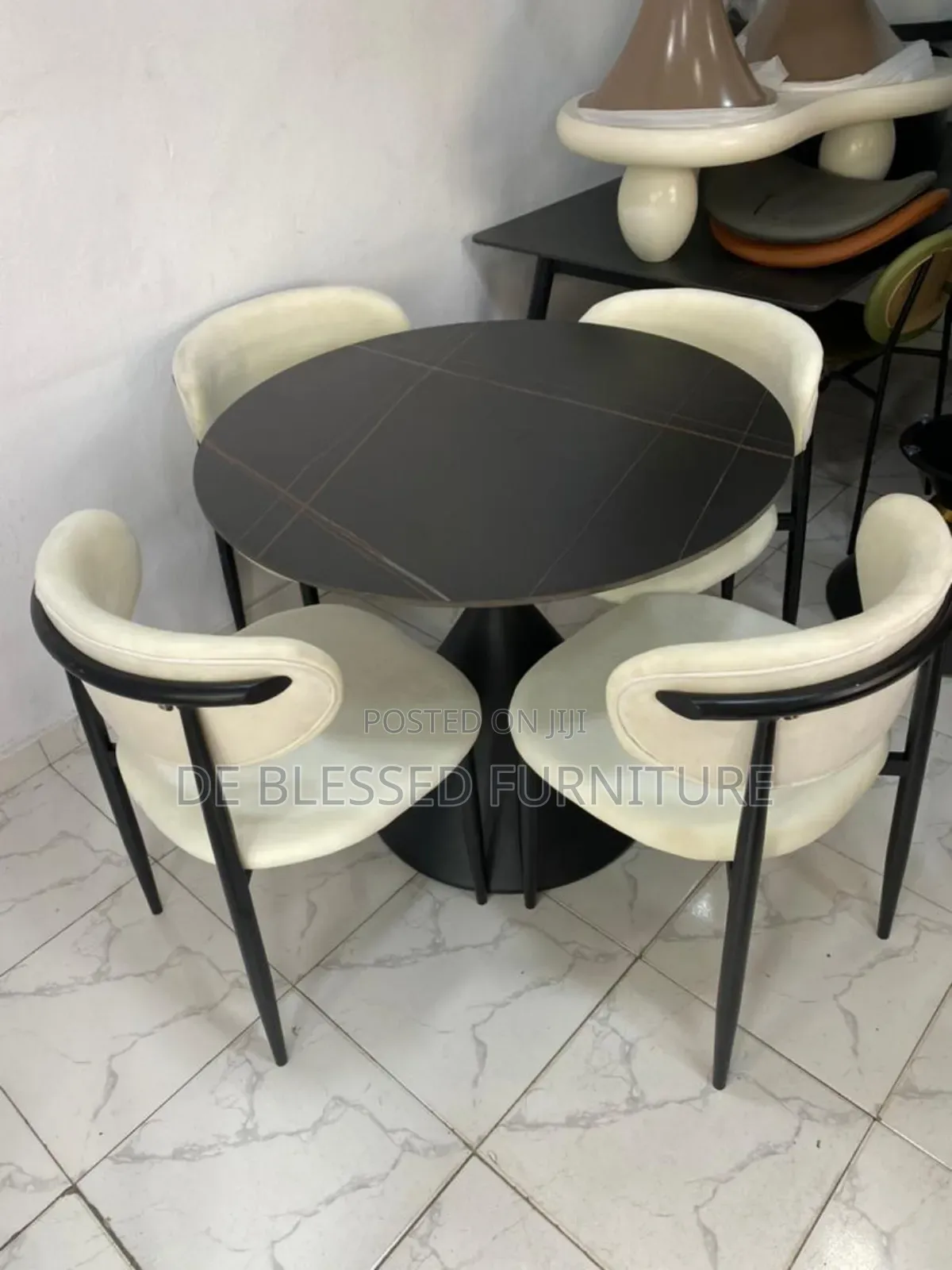 Classy Dinning Table